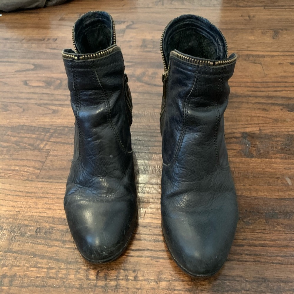 Sam Edelman booties - Picture 6 of 6